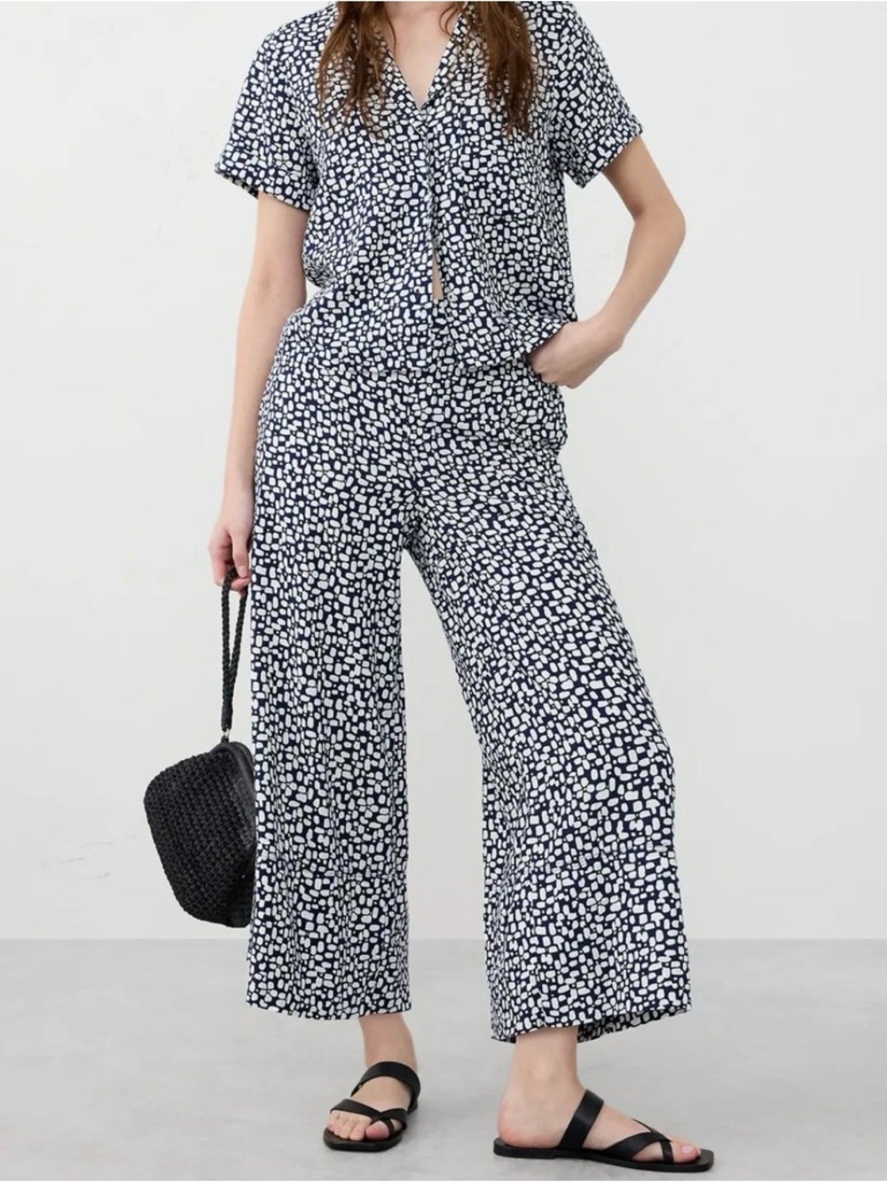 Banana Republic Wide-Leg Linen-Blend  Cropped Pull-On Pants